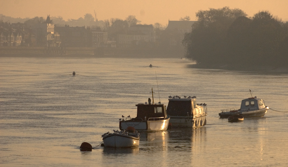 This Thames scene evokes the tranquility of Chiswick Mall