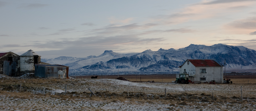 Near Ger��uberg on the way to Rau��ames��lkelda springs - West Iceland